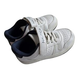 Nautica Kids Sneakers Size 9 White Unisex Good Condition Double Strap
